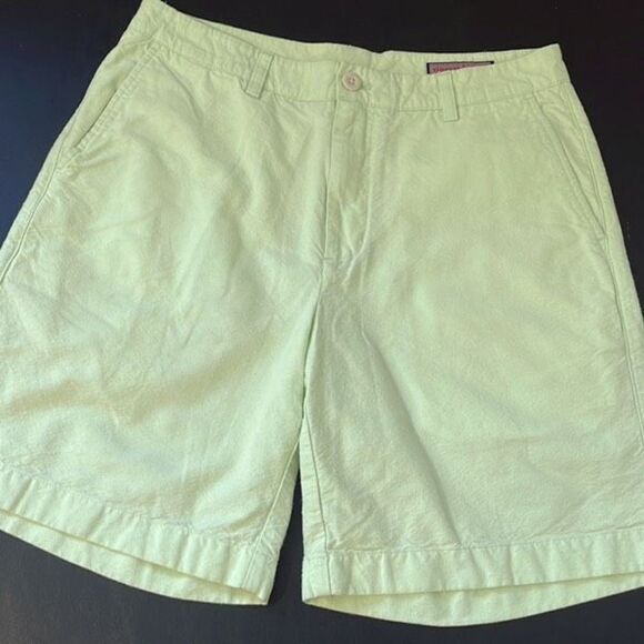 Vineyard‎ Vines Flat Front Bermuda Shorts. Size 33. Melon Green Cotton - Picture 1 of 5